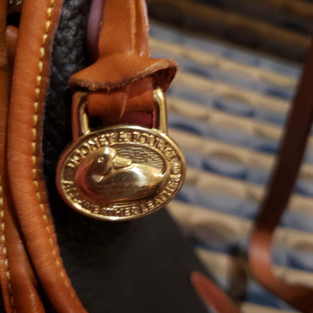 Dooney & Bourke